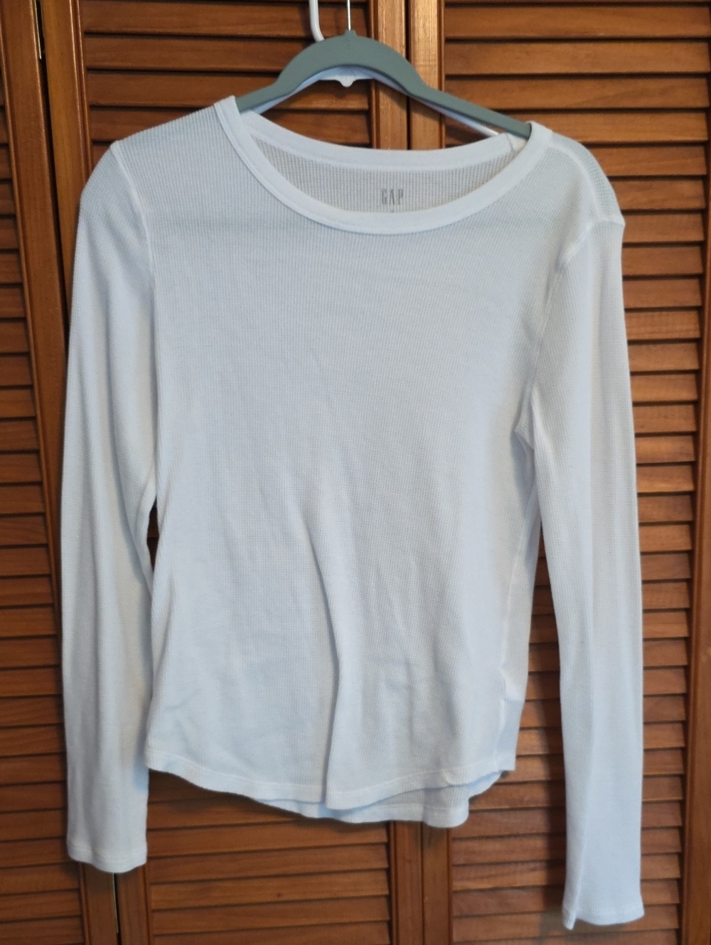 GAP Women's Long Sleeve Ribbed Crewneck Top in White